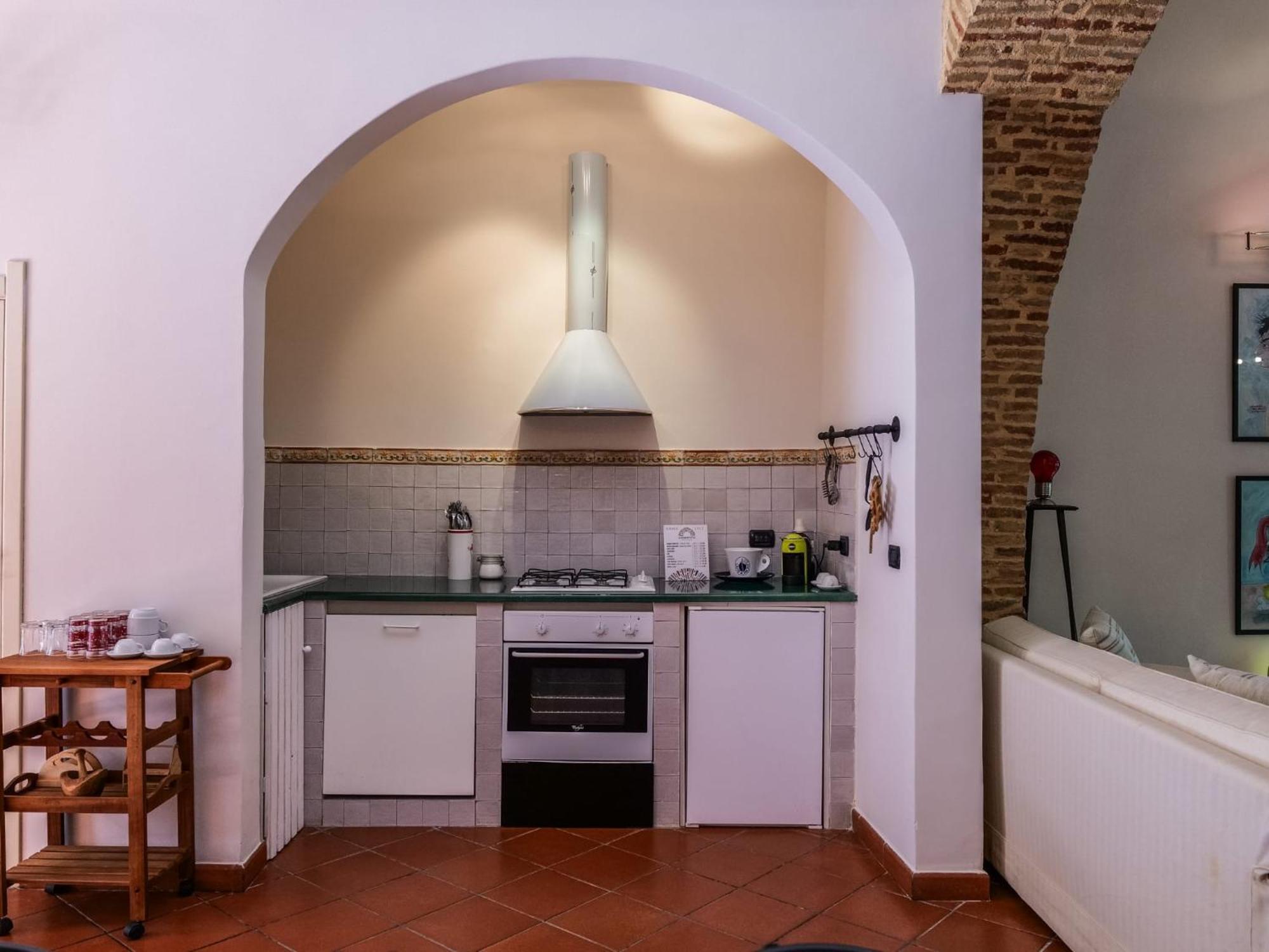 Umberto 25 Bed and Breakfast Santo Stefano di Camastra Buitenkant foto